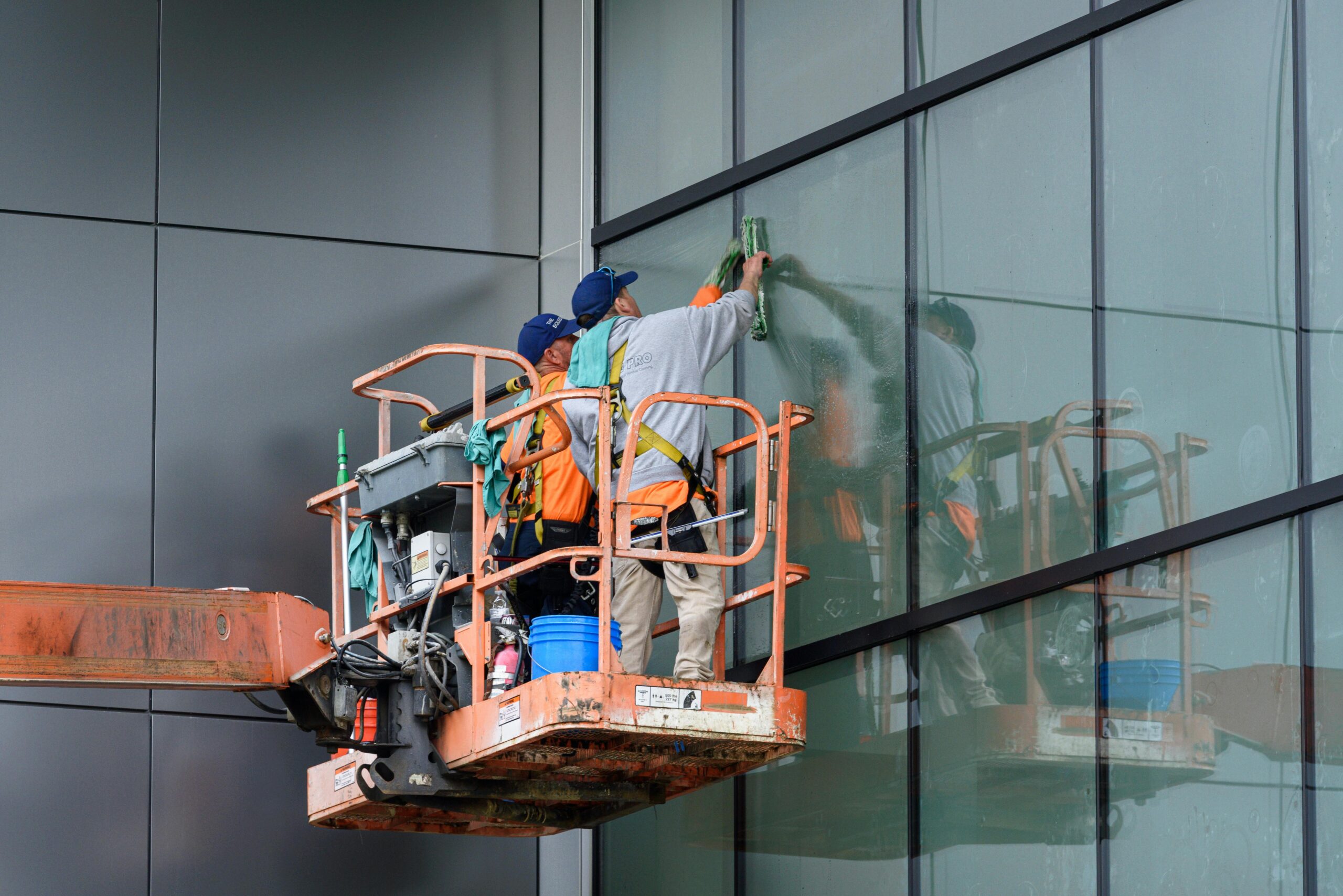Affordable Commercial Window Washing In Hampshire 