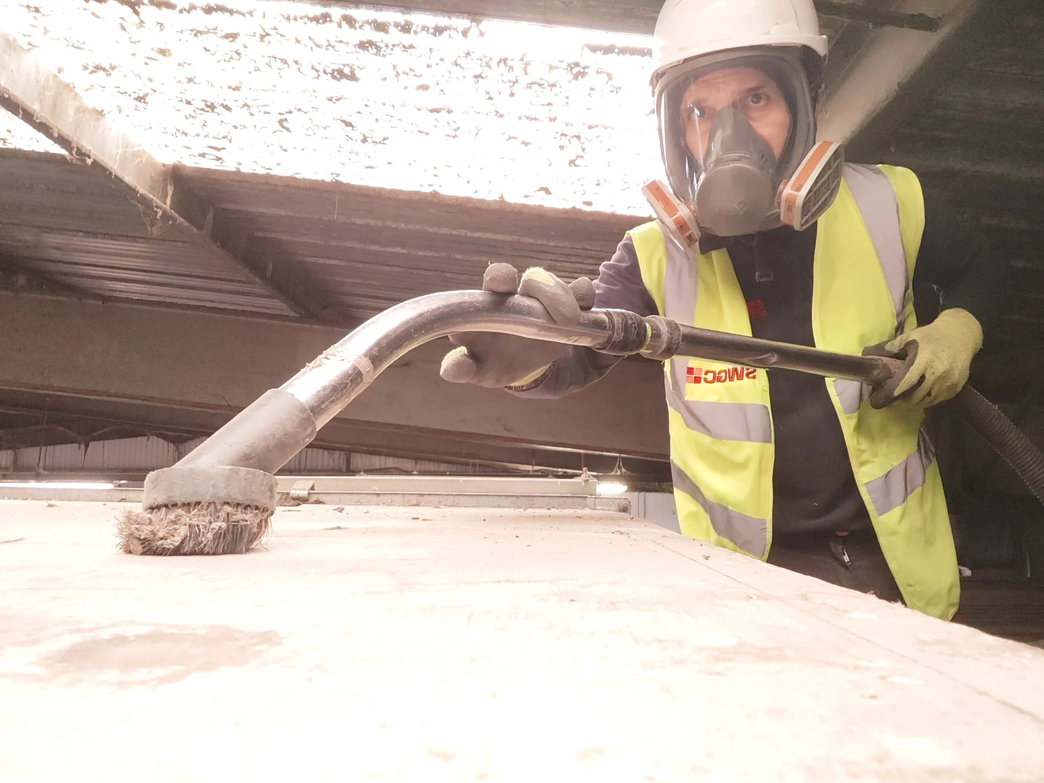 Trusted Ongoing Commercial Cleaning Service Tailored for UK Businesses - Vacuum