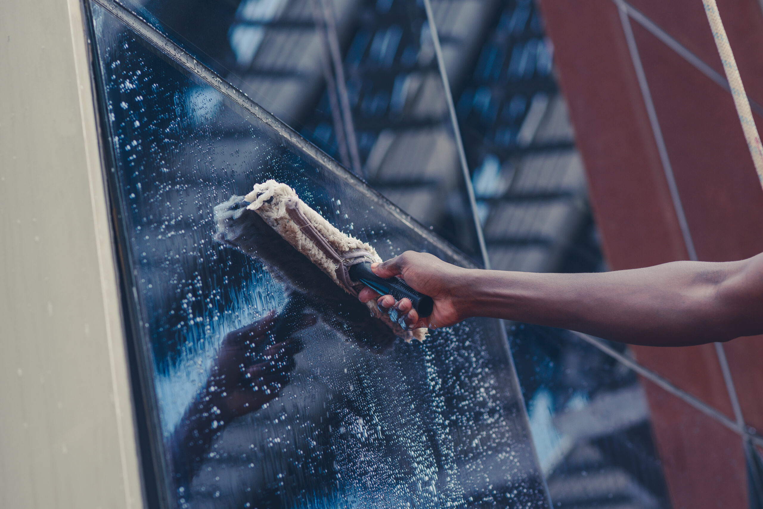 Premium Commercial Cleaning Services Southampton for Local Businesses - Window Wash
